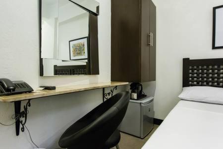 San Agustin Residences Makati City Bagian luar foto