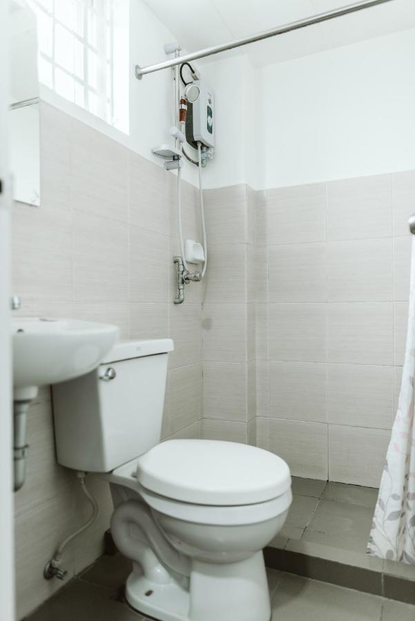 San Agustin Residences Makati City Bagian luar foto