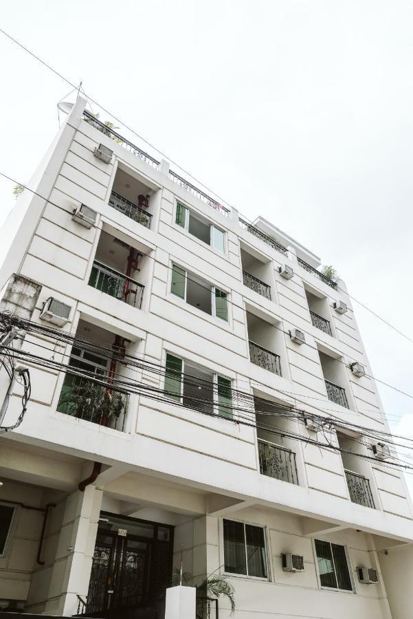 San Agustin Residences Makati City Bagian luar foto