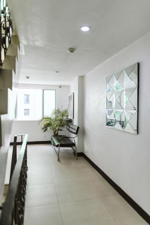 San Agustin Residences Makati City Bagian luar foto